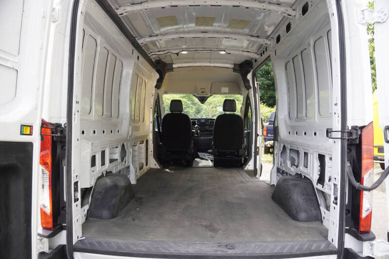 2023 Ford Transit