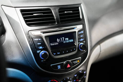 2016 Hyundai Accent SE
