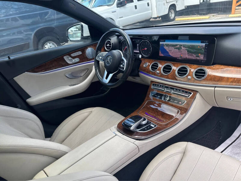 2019 Mercedes-Benz E-Class E 300