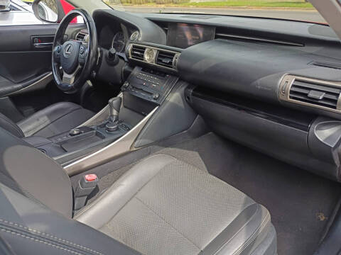 2016 Lexus IS 200t