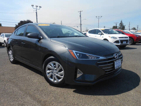 2020 Hyundai Elantra for sale at McKenna Motors in Union Gap WA