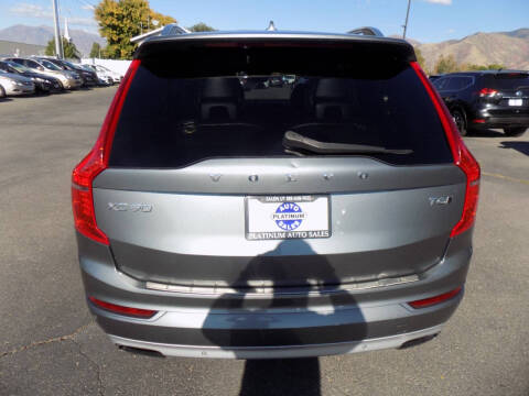 2017 Volvo XC90 T6 Momentum