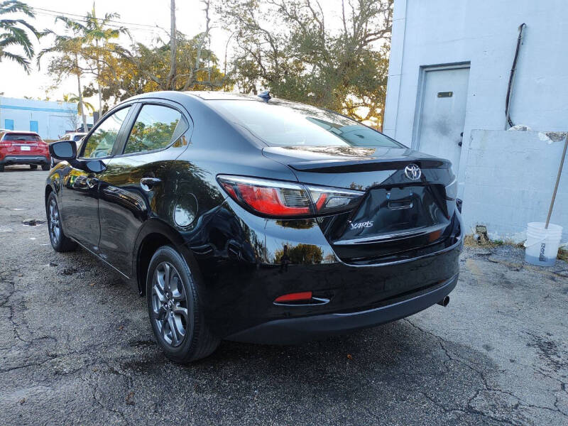 2019 Toyota Yaris LE