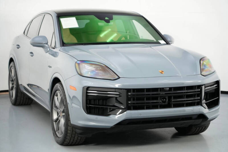 2024 Porsche Cayenne Turbo E-Hybrid Coupe
