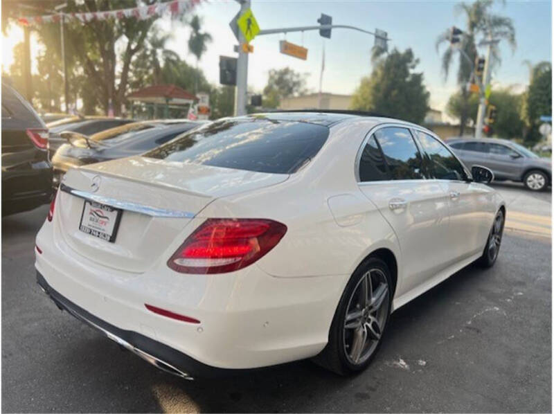 2019 Mercedes-Benz E-Class E 300