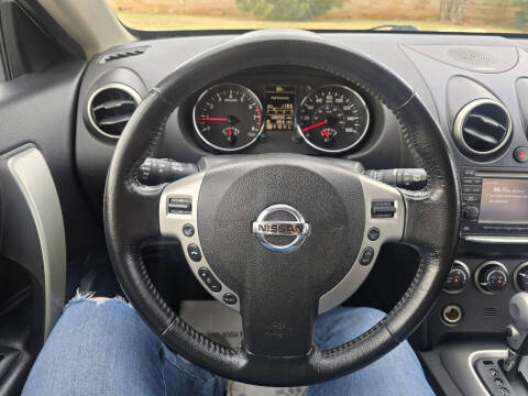 2013 Nissan Rogue SV w/SL Package