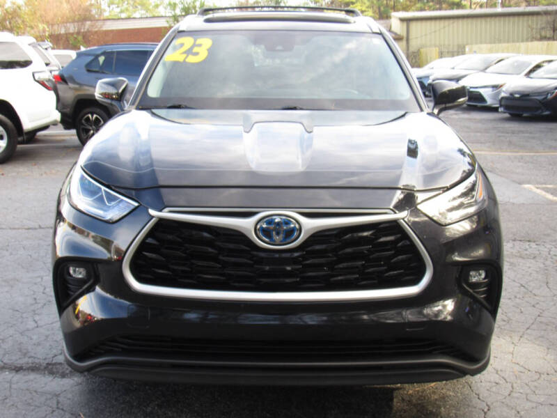 2023 Toyota Highlander Hybrid Bronze Edition