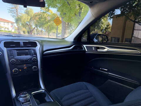 2017 Ford Fusion S