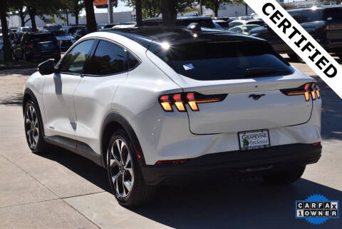 2025 Ford Mustang Mach-E Select