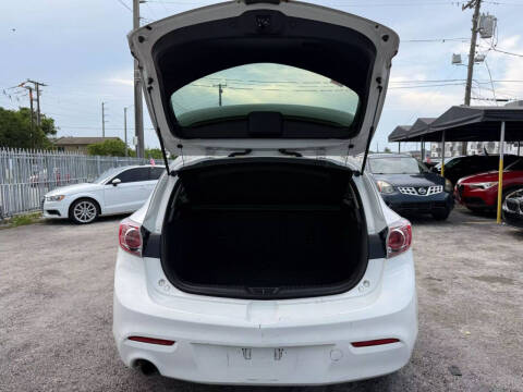 2013 Mazda MAZDA3 i Touring