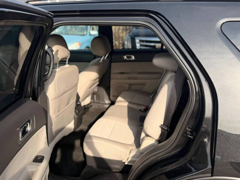 2014 Ford Explorer