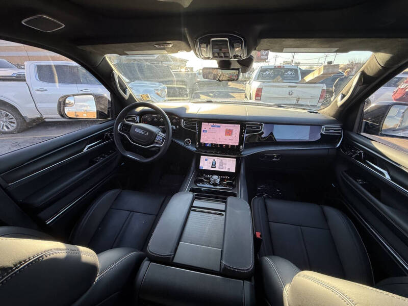 2024 Jeep Grand Wagoneer Obsidian