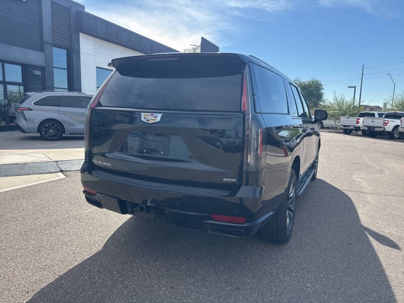 2023 Cadillac Escalade ESV Sport