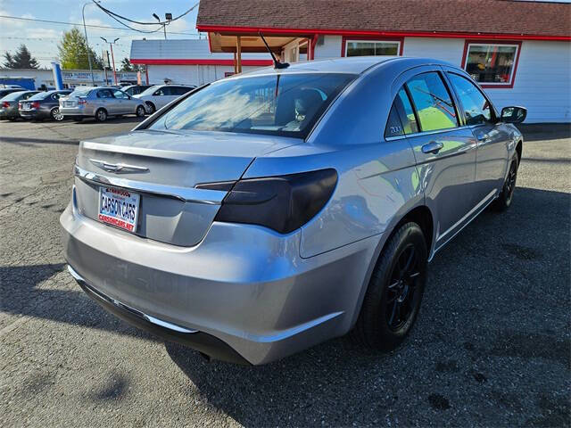 2014 Chrysler 200 LX