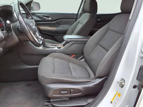 2018 GMC Acadia SLE-2