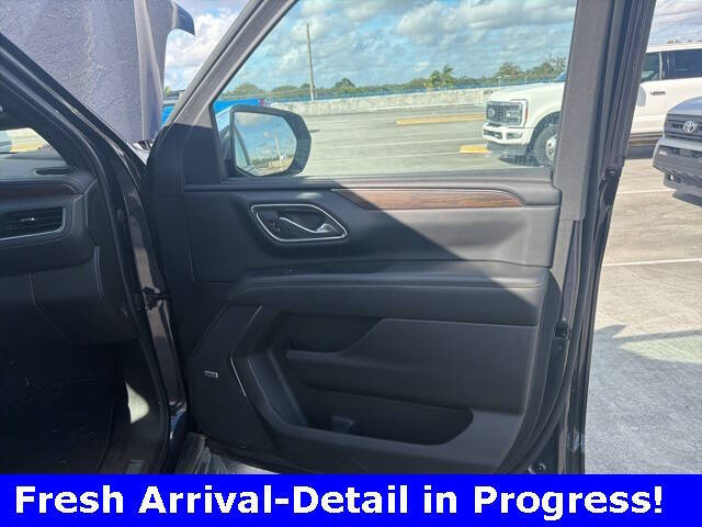 2023 Chevrolet Suburban Premier