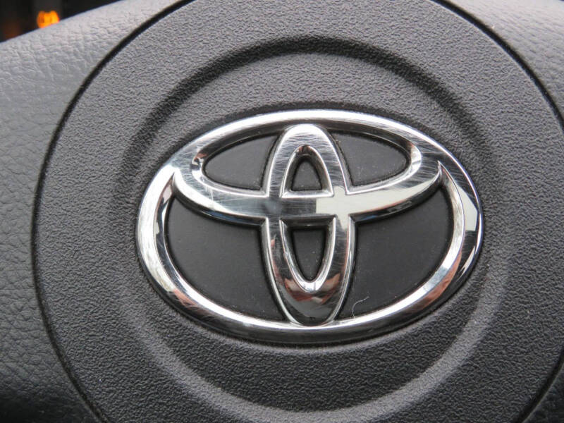 2009 Toyota RAV4 Sport photo 14