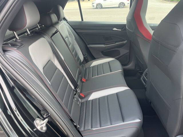 2025 Volkswagen Golf GTI SE