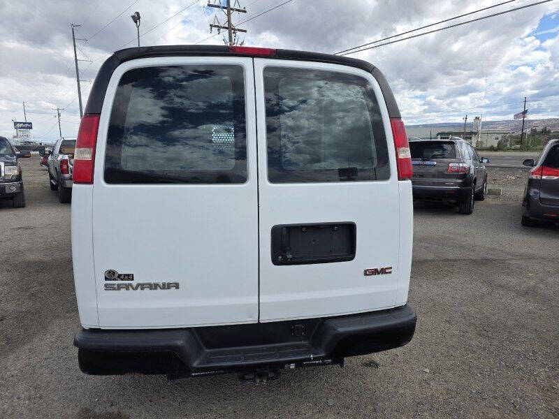 2018 GMC Savana 2500