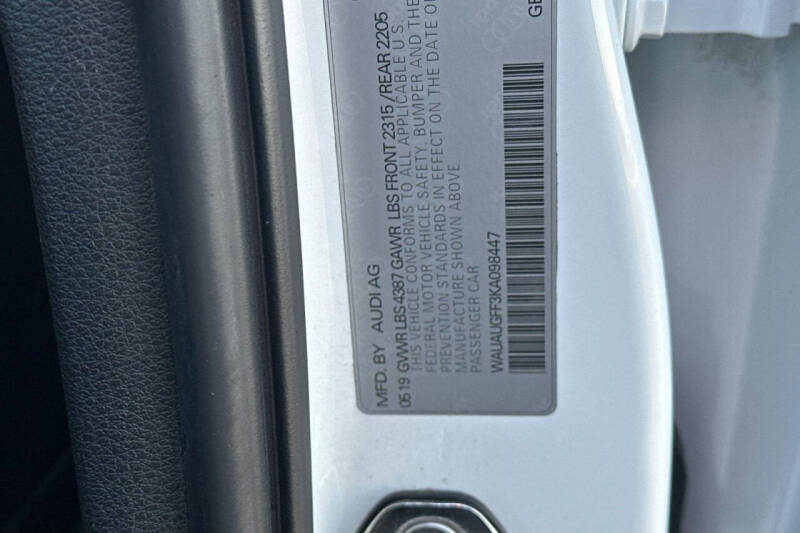 2019 Audi A3 Titanium 40 TFSI