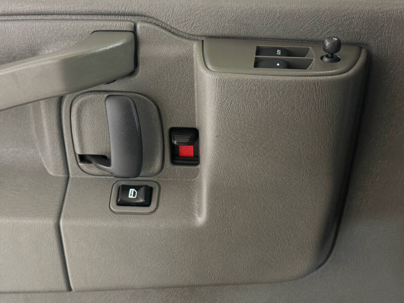 2024 GMC Savana 2500