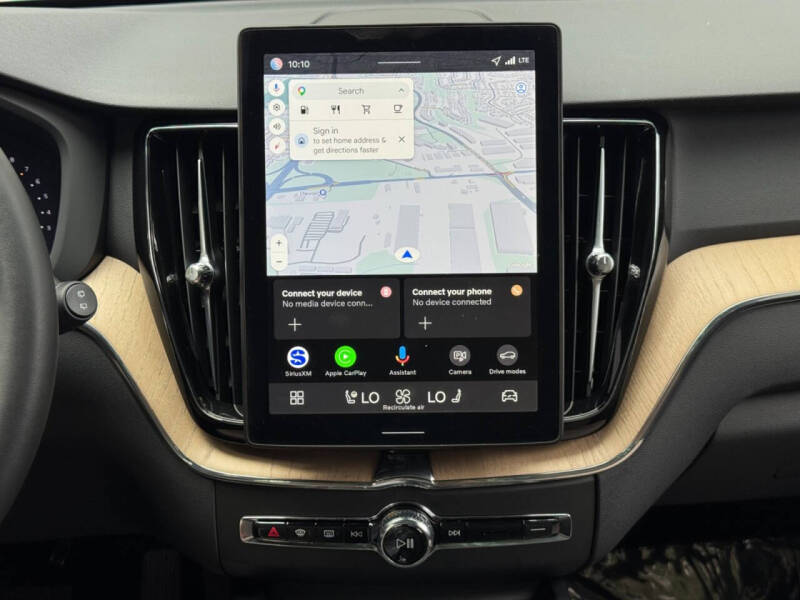 2026 Volvo XC60 B5 Core
