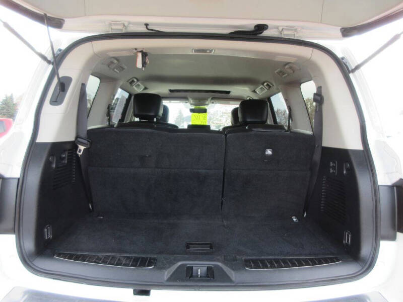 2024 Infiniti QX80 Luxe