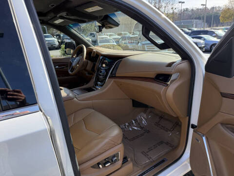 2017 Cadillac Escalade ESV Platinum