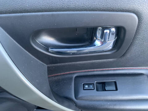 2011 Nissan Rogue SV