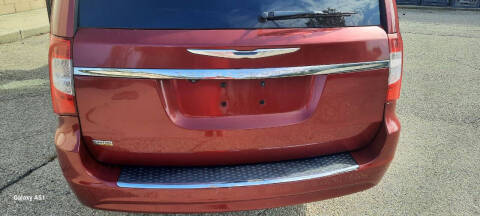 2014 Chrysler Town and Country Touring