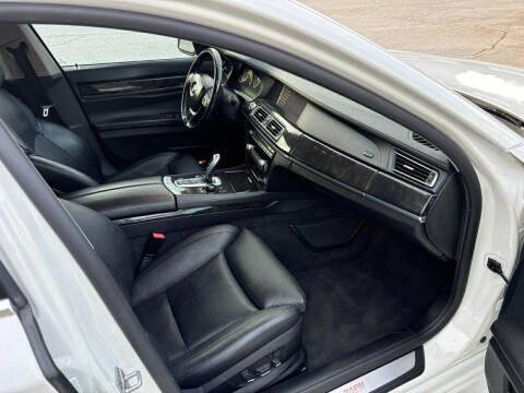 2012 BMW 7 Series 740Li