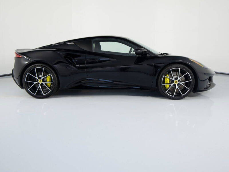 2025 Lotus Emira V6 Base