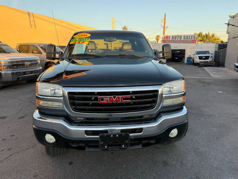 2006 GMC Sierra 2500HD