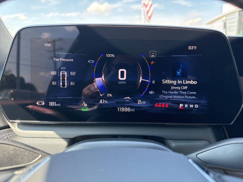 2025 Chevrolet Silverado EV LT