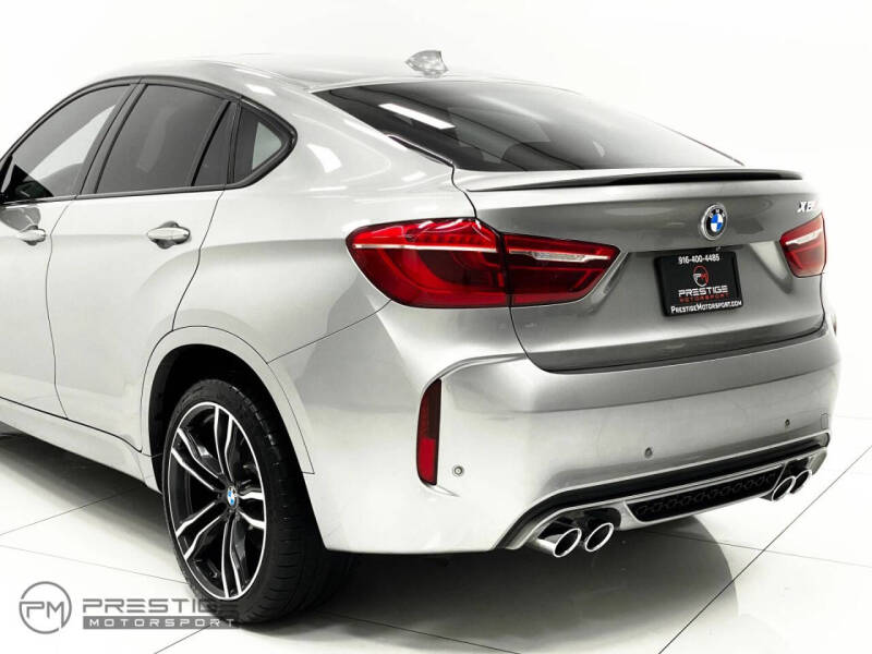 2015 BMW X6 M