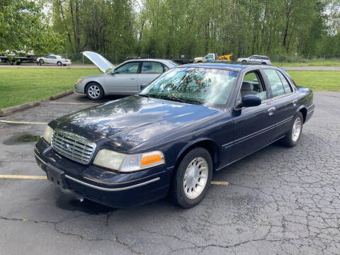 1999 Ford Crown Victoria for sale at Blue Line Auto Group in Portland OR