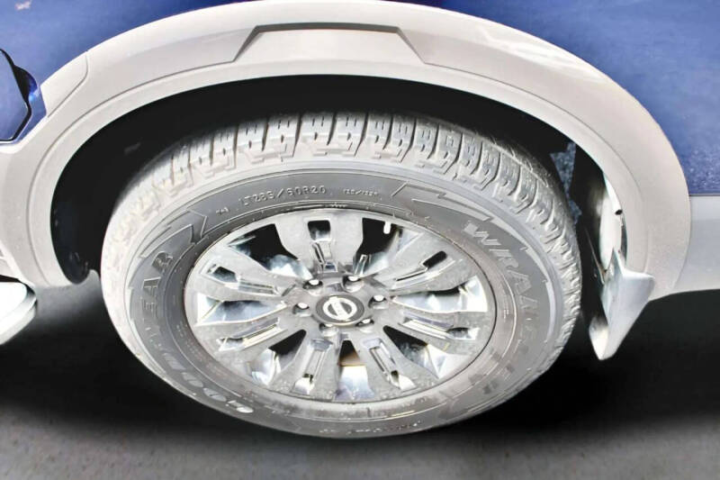 2017 Nissan Titan Platinum Reserve