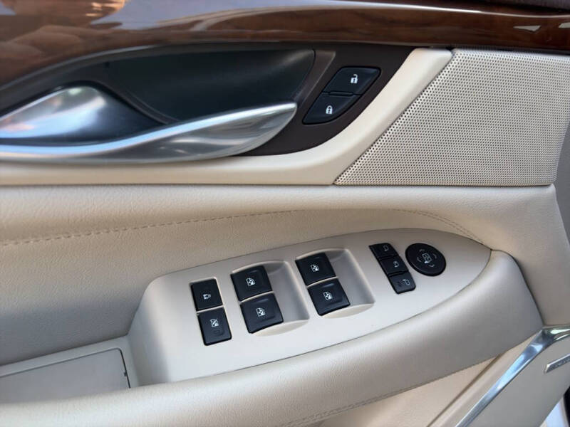 2017 Cadillac Escalade Premium Luxury