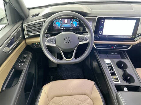 2024 Volkswagen Atlas Cross Sport SE 4Motion