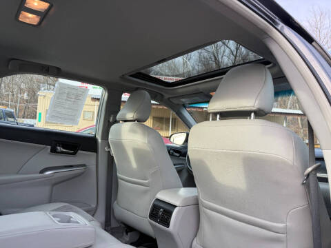 2012 Toyota Camry Hybrid XLE