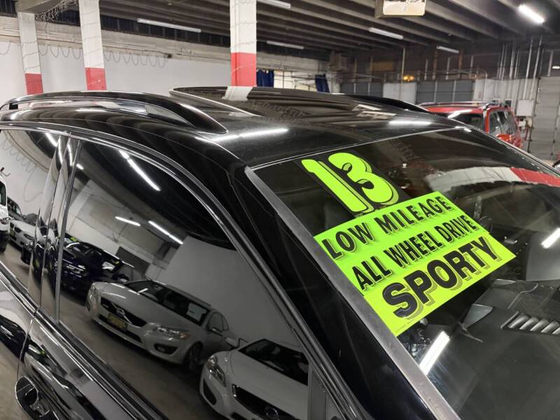 2013 Porsche Cayenne GTS