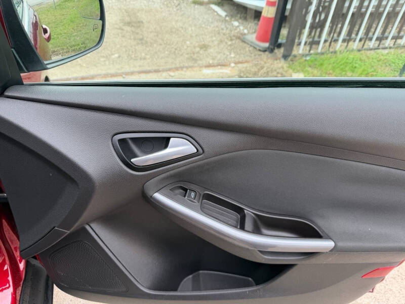 2014 Ford Focus Titanium