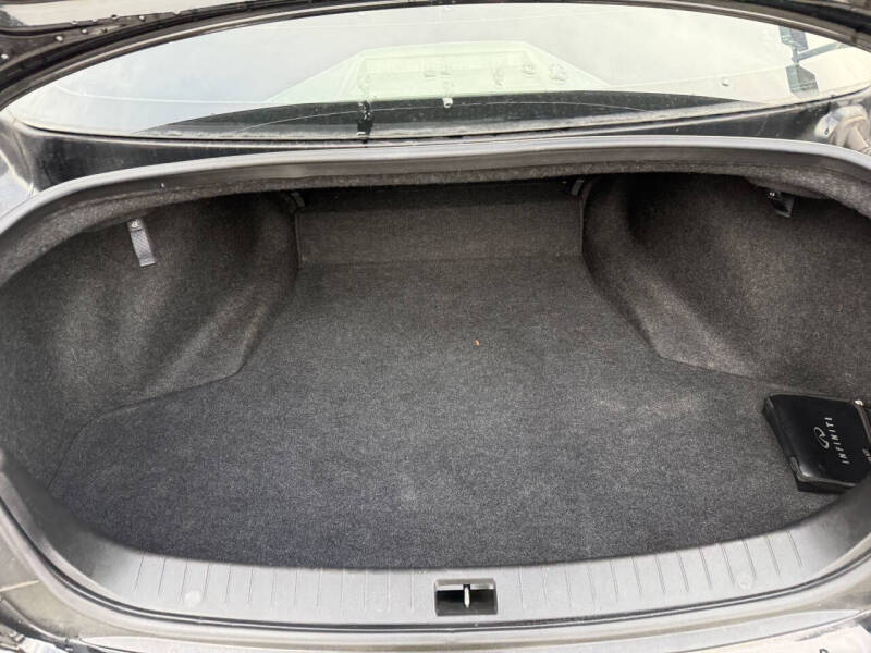 2017 Infiniti Q50 Red Sport 400