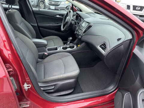 2018 Chevrolet Cruze LT Auto