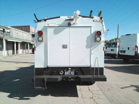 2015 Chevrolet Silverado 3500HD CC