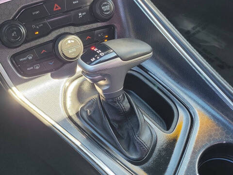 2015 Dodge Challenger SXT Plus