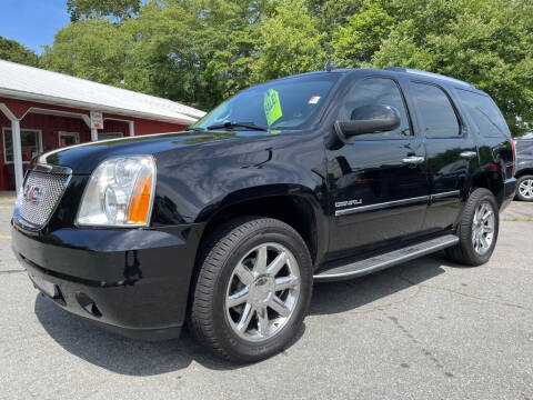 2013 GMC Yukon for sale at RRR AUTO SALES, INC. in Fairhaven MA