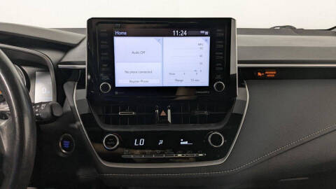 2022 Toyota Corolla Hatchback SE