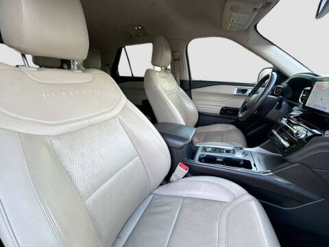 2022 Ford Explorer Platinum