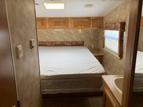 2003 Keystone RV Laredo
